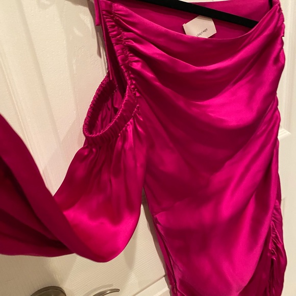 💞‼️🔥HP PICK🔥‼️Cinq a Sept Nakita Dress💞 - Picture 6 of 7